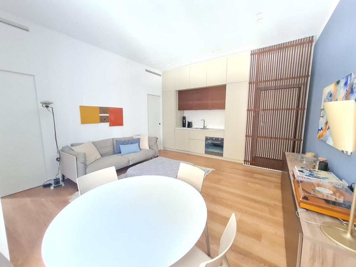 Moscova - Volta Charme Apartment Милан Экстерьер фото